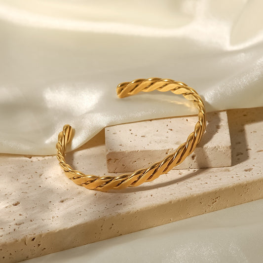 18K Gold Plated - Luxurious Open Twisted Bangle Bracelet